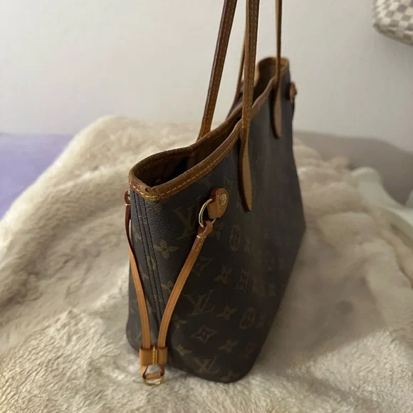 Louis Vuitton Monogram Brown Tote Bag - Picture 5 of 10